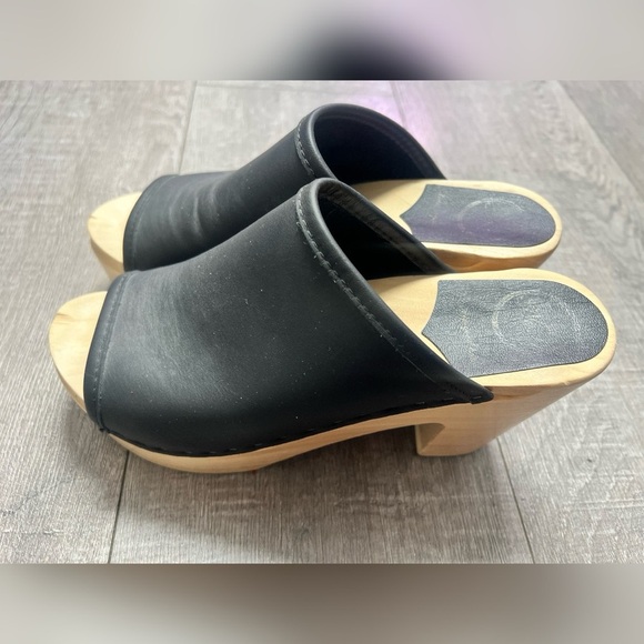 NO.6
DARIA CLOG - BLACK $290 - Picture 1 of 8